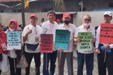 Ratusan Warga Perum Griyashanta Aksi Gugat Pemkot Malang di Pengadilan