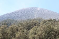 Deretan Gunung Aktif di Jawa Timur yang Masih Terus Dipantau Hingga Kini