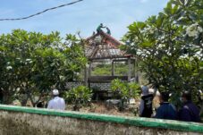 Peliknya Pembongkaran Makam Palsu di Lamongan: Setelah Dua Tahun Berdiri, Akhirnya Dibongkar Warga
