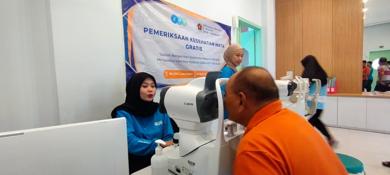 Sambut HPN, PWI Lamongan bersama RS KMU Cegah Resiko Kebutaan Akibat Diabetes dan Bentuk Komunitas Lansia Sehat