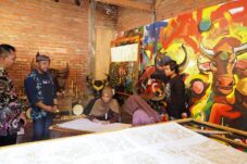 Kawal UMKM Budaya, Wawali Batu Dampingi Visitasi Local Hero Pariwisata 2025