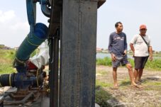 Hampir Sepekan, Warga Pertanyakan Keseriusan Pemkab Sidoarjo Tangani Banjir di Tanggulangin