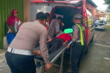 Satlantas Polres Magetan Beri Pengawalan Ambulans, Pastikan Pasien Segera Mendapat Penanganan di Rumah Sakit