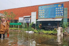 Banjir Tak Kunjung Surut, SMPN 2 Tanggulangin Alihkan Ujian ke Sistem Daring