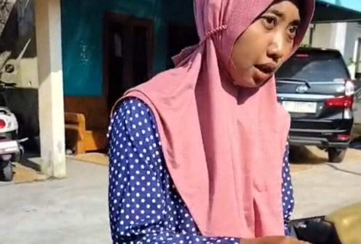 Hari Guru, Seorang Guru Honorer di Lamongan Jadi Inspirasi Ketangguhan, Harapkan Bantuan Modal Usaha