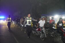 Polres Malang Amankan 236 Motor saat Razia Balap Liar di Depan Kanjuruhan