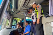 56eb2840 04ba 488a bc5e 243dc60e1de7