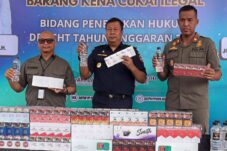 8f20e200 02e2 44ff 97c5 0df6e5e27027