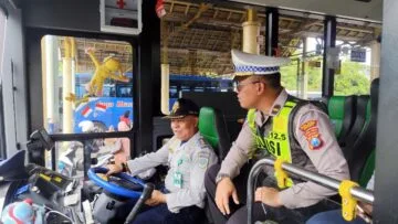 Jelang Natal dan Tahun Baru, Petugas Gabungan Perketat Pengawasan Bus Antar Kota di Terminal Bunder