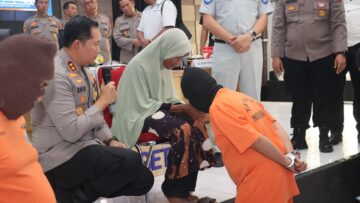 Sasar Nenek 72 Tahun, 2 Pelaku Curas Berhasil Diungkap Polres Magetan 5 IMG 20251230 WA0041