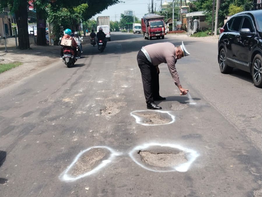 f5024daa a1e0 4ec7 b35f a835c858edff