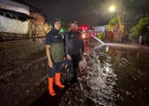 Wali Kota Batu Nurochman (Cak Nur) menegaskan pentingnya pengendalian alih fungsi lahan di kawasan hulu sebagai solusi utama mencegah banjir luapan di wilayah Bumiaji, Kota Batu. (Moch. Firman/Tagarjatim.id)