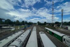 Genangan Air di Jalur KA Pekalongan, Sejumlah Kereta ke Surabaya dan Malang Terlambat Hingga 5 Jam 14 Deretan kereta api di Stasiun Kota Baru Malang (Dok Tagarjatim.id)