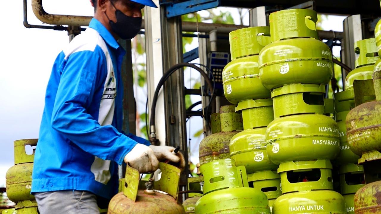 Imlek dan Ramadan, Pertamina Tambah 1 Juta Lebih Tabung LPG 3 Kg di Jatim