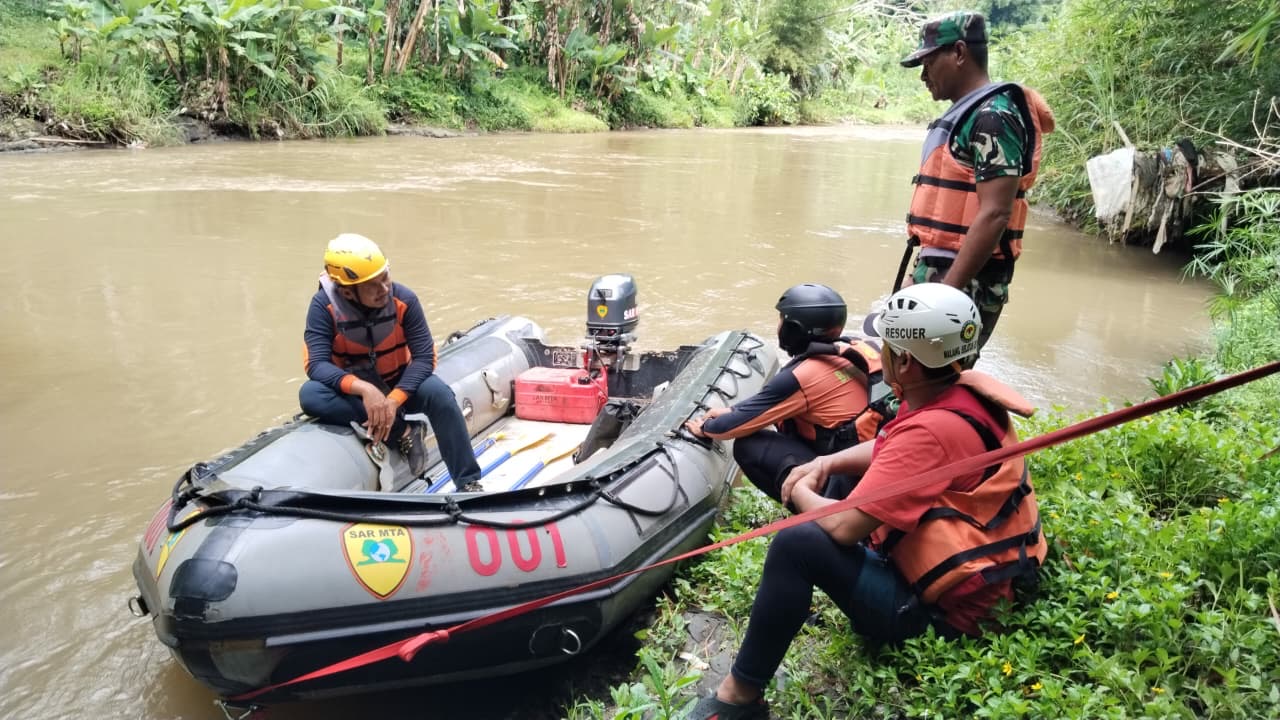 Polisi dan Tim Gabungan Intensifkan Pencarian Bocah Hanyut di Irigasi Malang
