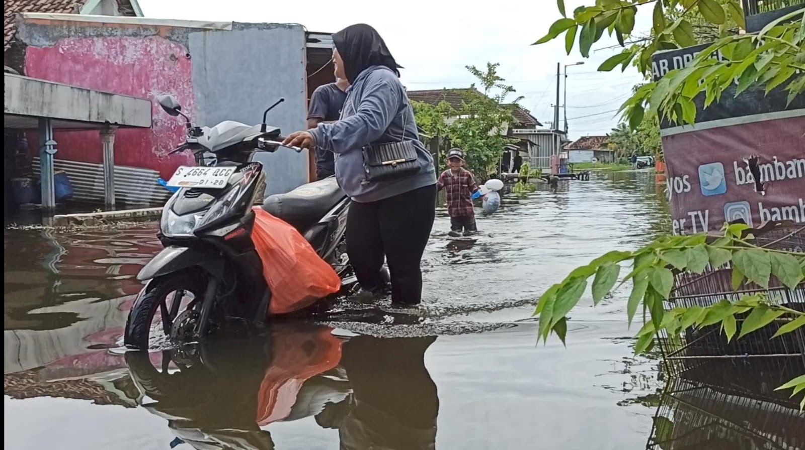 BMKG Juanda Beri Peringatan Dini Cuaca Ekstrem di Jawa Timur hingga 28 Februari