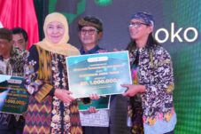Khofifah Apresiasi 100 Seniman dan 46 WBTb di Festival Takjil Ramadan Malang 14 Khofifah Apresiasi 100 Seniman dan 46 WBTb di Festival Takjil Ramadan Malang