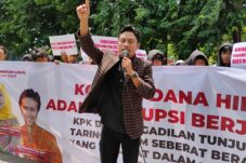 9553a9a7 354f 41d2 99cc 5485c25e9d82