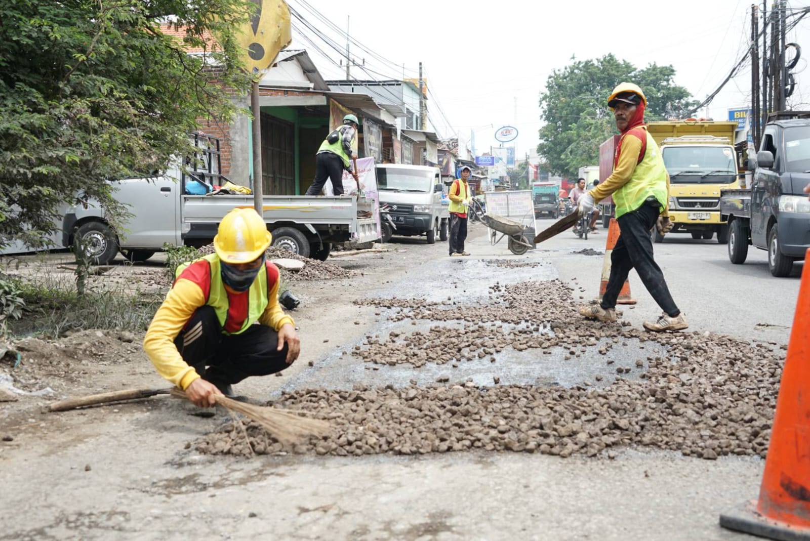 Pemkab Sidoarjo Genjot Perbaikan Jalan di 41 Titik, Prioritaskan Jalur Padat Logistik