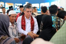 Kemnaker Kucurkan Rp30,3 Miliar untuk Pulihkan Ekonomi Sumbar Pasca Terdampak Bencana