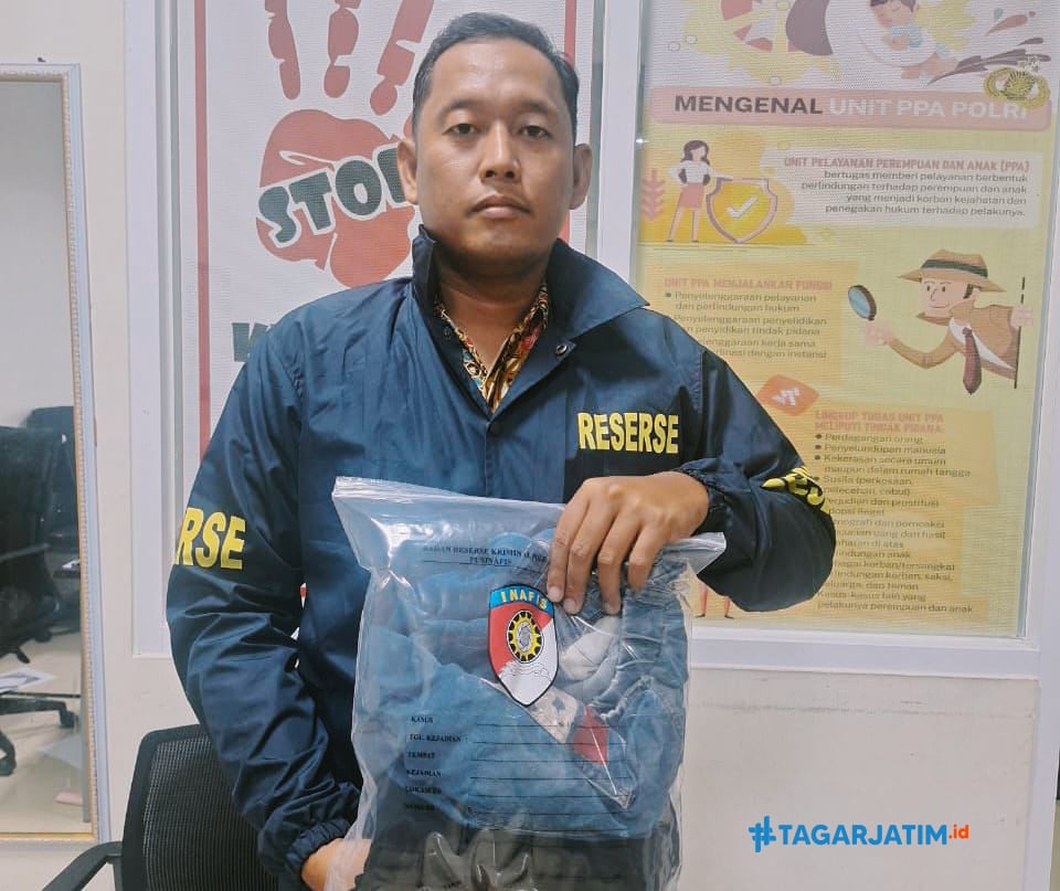 Polres Gresik Tangkap Anggota Gangster Pemerkosa Pelajar SMA 2 Polres Gresik Tangkap Anggota Gangster Pemerkosa Pelajar SMA