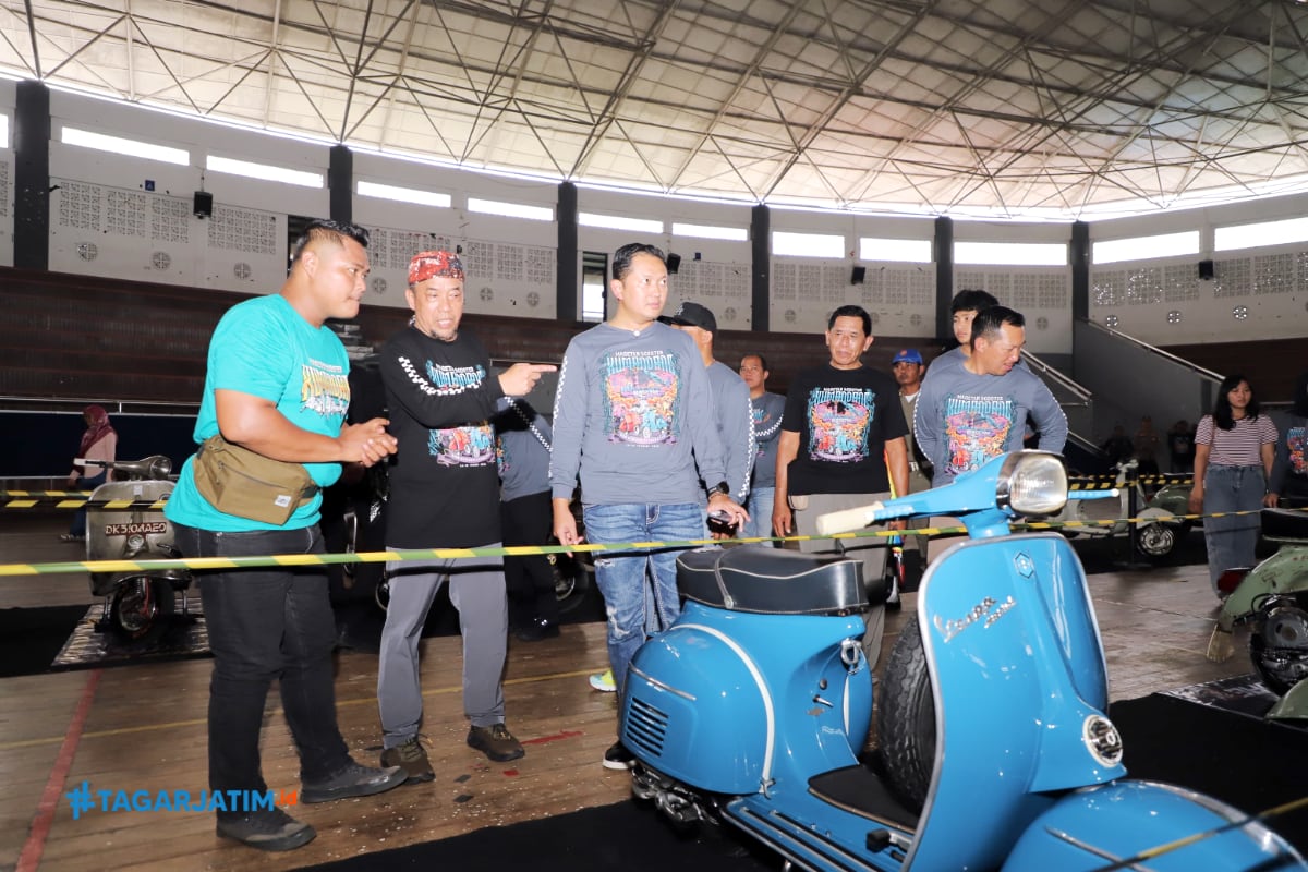 Hadiri Magetan Scooter Kumandang 2026, Kapolres Ajak Vespa Mania Jadi Pelopor Keselamatan Lalu Lintas 19 Hadiri Magetan Scooter Kumandang 2026, Kapolres Ajak Vespa Mania Jadi Pelopor Keselamatan Lalu Lintas