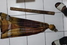 Perang Sarung Antar Remaja Kembali Terjadi di Cerme Gresik, Polisi Amankan Dua Pelaku 16 Perang Sarung Antar Remaja Kembali Terjadi di Cerme Gresik, Polisi Amankan Dua Pelaku