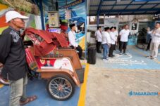 PLN dan Pemkot Malang Resmikan SPLU untuk Operasional Becak Listrik 17 PLN dan Pemkot Malang Resmikan SPLU untuk Operasional Becak Listrik