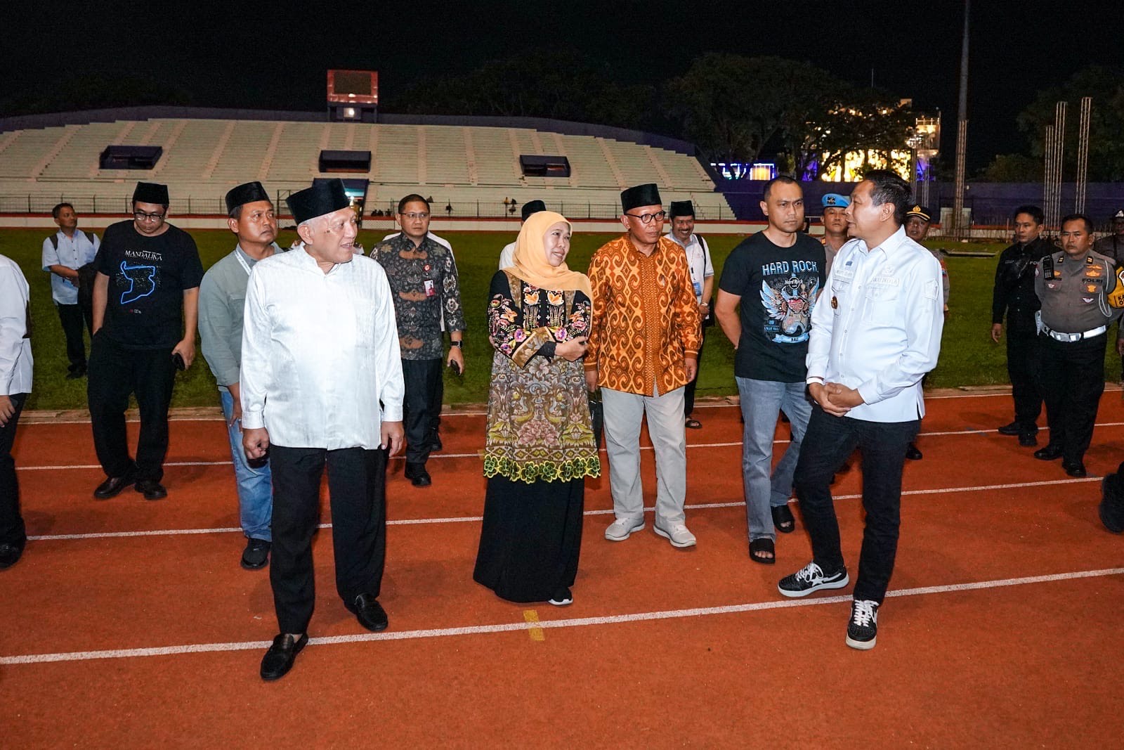 f63000c3 751d 4c35 a132 b5cde75188d4