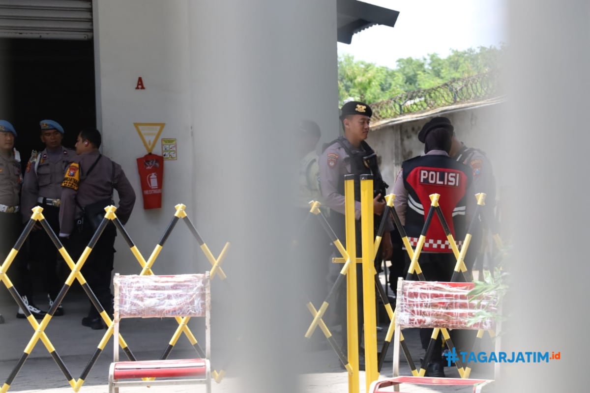 Kasus Emas Ilegal, Dittipideksus Bareskrim Polri Geledah Tiga Perusahaan Emas di Surabaya dan Sidoarjo