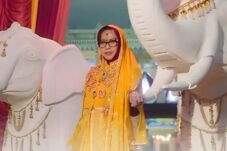 Bupati Sidoarjo Tegur Sekda Terkait Kehadiran di Bukber Glamor Bertema Bollywood 13 Bupati Sidoarjo Tegur Sekda Terkait Kehadiran di Bukber Glamor Bertema Bollywood