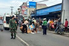 Diduga Tabrak Lari, Pengendara Motor Meninggal Dunia di Wonoayu
