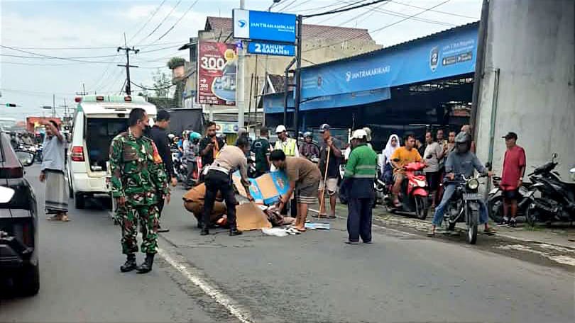 Diduga Tabrak Lari, Pengendara Motor Meninggal Dunia di Wonoayu