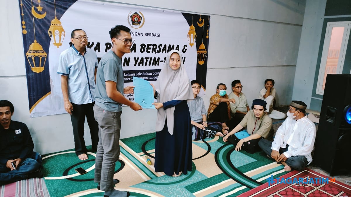 PWI Lamongan Santuni Anak Yatim dari Hasil Lelang Kontes Lele