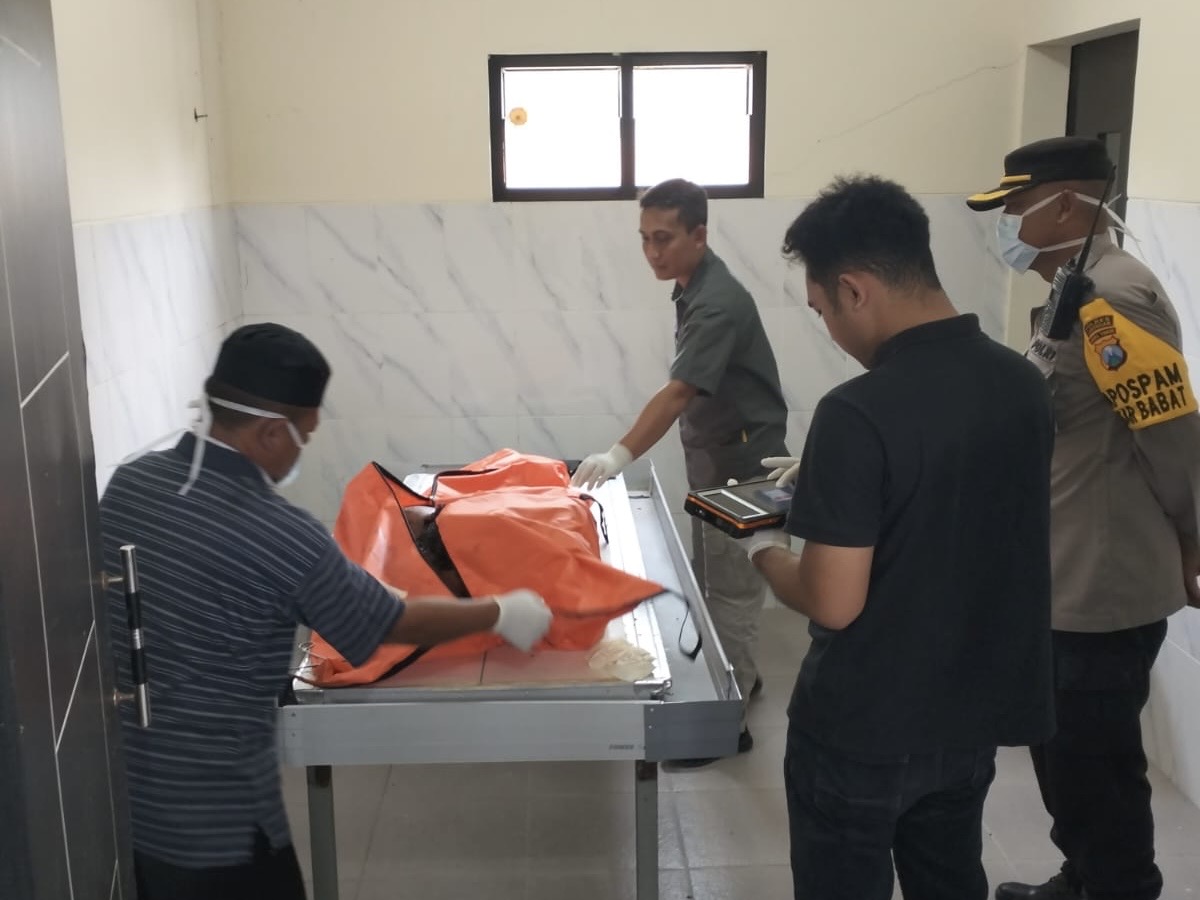 Polisi Ungkap Identitas Korban Tertabrak KA di Lamongan
