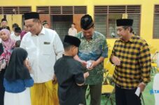 Khataman Quran dan Santunan Yatim Tutup Rangkaian Ramadan Golkar Kediri