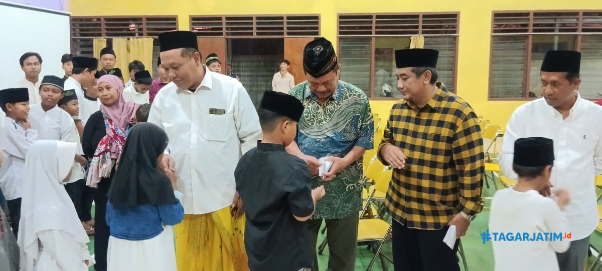 Khataman Quran dan Santunan Yatim Tutup Rangkaian Ramadan Golkar Kediri
