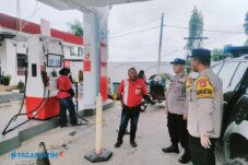 Polres Ngawi Cek Ketersediaan BBM di Sejumlah SPBU 4 Polres Ngawi Cek Ketersediaan BBM di Sejumlah SPBU