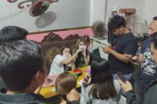 Polres Gresik Gerebek Rumah Karaoke Terselubung di Cerme, Amankan Belasan Pemandu Lagu dan Pengunjung 19 Polres Gresik Gerebek Rumah Karaoke Terselubung di Cerme, Amankan Belasan Pemandu Lagu dan Pengunjung