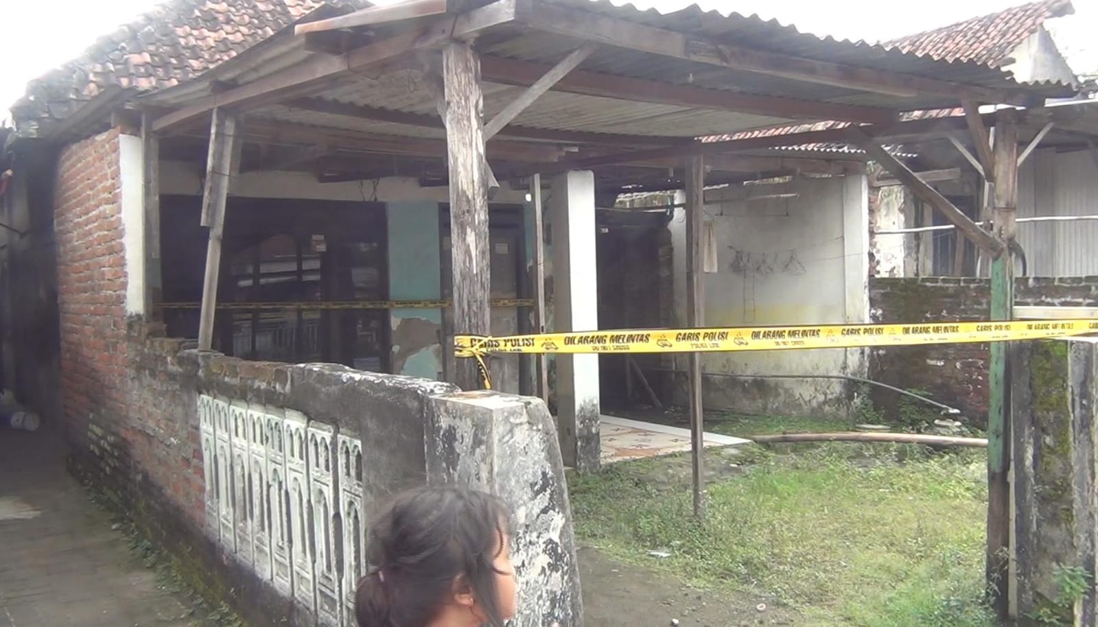 Balita di Sidoarjo Meninggal dengan Luka Lebam, Sang Ayah Jadi Terduga Pelaku 9 Balita di Sidoarjo Meninggal dengan Luka Lebam, Sang Ayah Jadi Terduga Pelaku