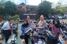 Polres Malang Ungkap 26 Kasus Curanmor, 14 Tersangka Ditangkap 6 Polres Malang Ungkap 26 Kasus Curanmor, 14 Tersangka Ditangkap
