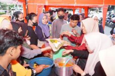 Lamongan Rayakan Pengakuan Nasi Boran sebagai Warisan Budaya Takbenda (WBTb) dengan “Boran Agung” 8 Lamongan Rayakan Pengakuan Nasi Boran sebagai Warisan Budaya Takbenda (WBTb) dengan “Boran Agung”