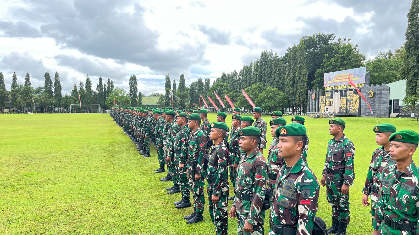 Prajurit Yonzipur 5/ABW Kembali dari Aceh, Disambut Haru Keluarga di Malang 12 IMG 20260318 WA0053