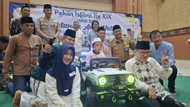 Pekan Islami ke-19 Hari Kedua, PT ACA Tambah Hadiah, Ribuan Anak Yatim di Kabupaten Malang Terima Santunan