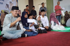 Santunan Pekan Islami PT ACA, Hadirkan Harapan untuk Tiga Yatim Bersaudara 14 Santunan Pekan Islami PT ACA, Hadirkan Harapan untuk Tiga Yatim Bersaudara