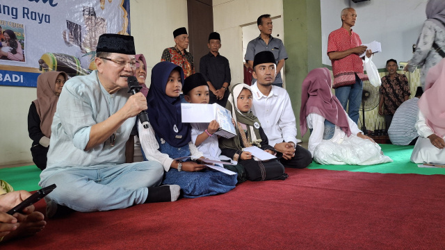 Santunan Pekan Islami PT ACA, Hadirkan Harapan untuk Tiga Yatim Bersaudara 13 Santunan Pekan Islami PT ACA, Hadirkan Harapan untuk Tiga Yatim Bersaudara