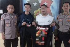 Bikin Resah Warga, Polsek Babat Amankan Pelaku Petasan Viral di Medsos 10 Bikin Resah Warga, Polsek Babat Amankan Pelaku Petasan Viral di Medsos