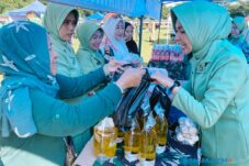 Bazar Murah Ramadan TNI di Kota Malang Diserbu Warga, 180 Stan Sediakan Sembako Murah 16 Bazar Murah Ramadan TNI di Kota Malang Diserbu Warga, 180 Stan Sediakan Sembako Murah