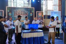 Kontes Lele Lamongan, Simbol Keuletan Masyarakat dan Kebangkitan Ekonomi Lamongan 13 Kontes Lele Lamongan, Simbol Keuletan Masyarakat dan Kebangkitan Ekonomi Lamongan