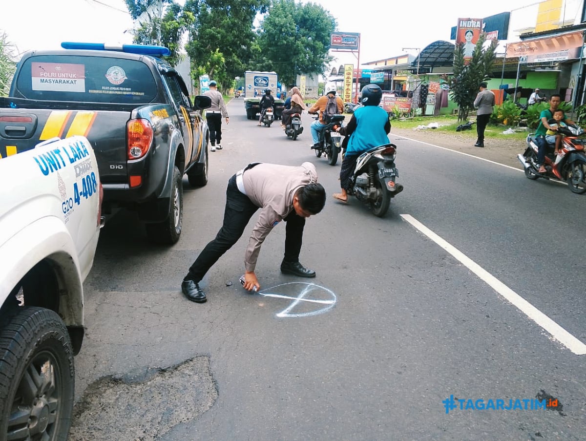 Kecelakaan Jalur Tengkorak Jombang, Truk Tabrak Pemotor Hingga Tewas Ditempat